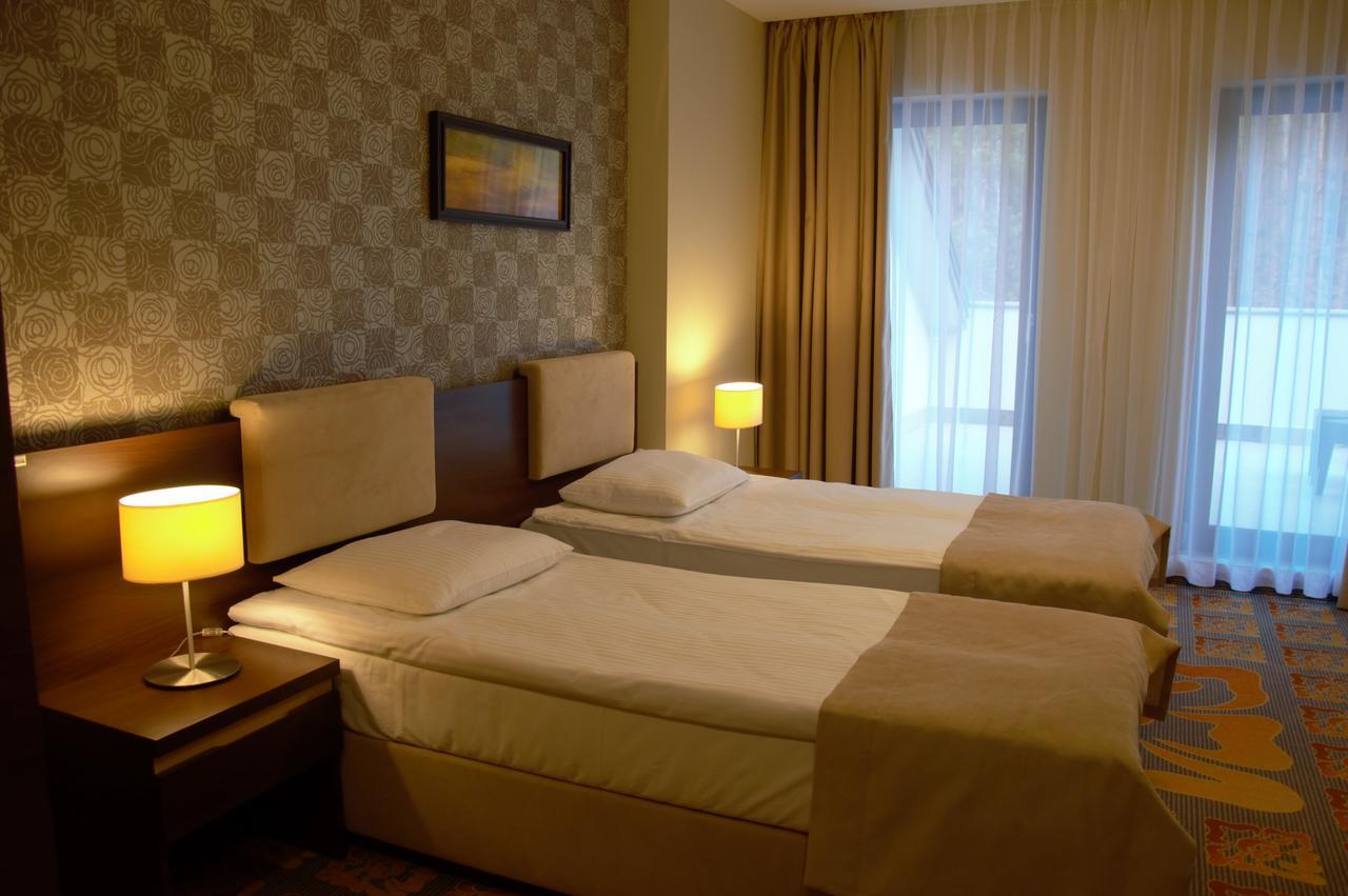 Hotel Via Baltica Łomża Extérieur photo