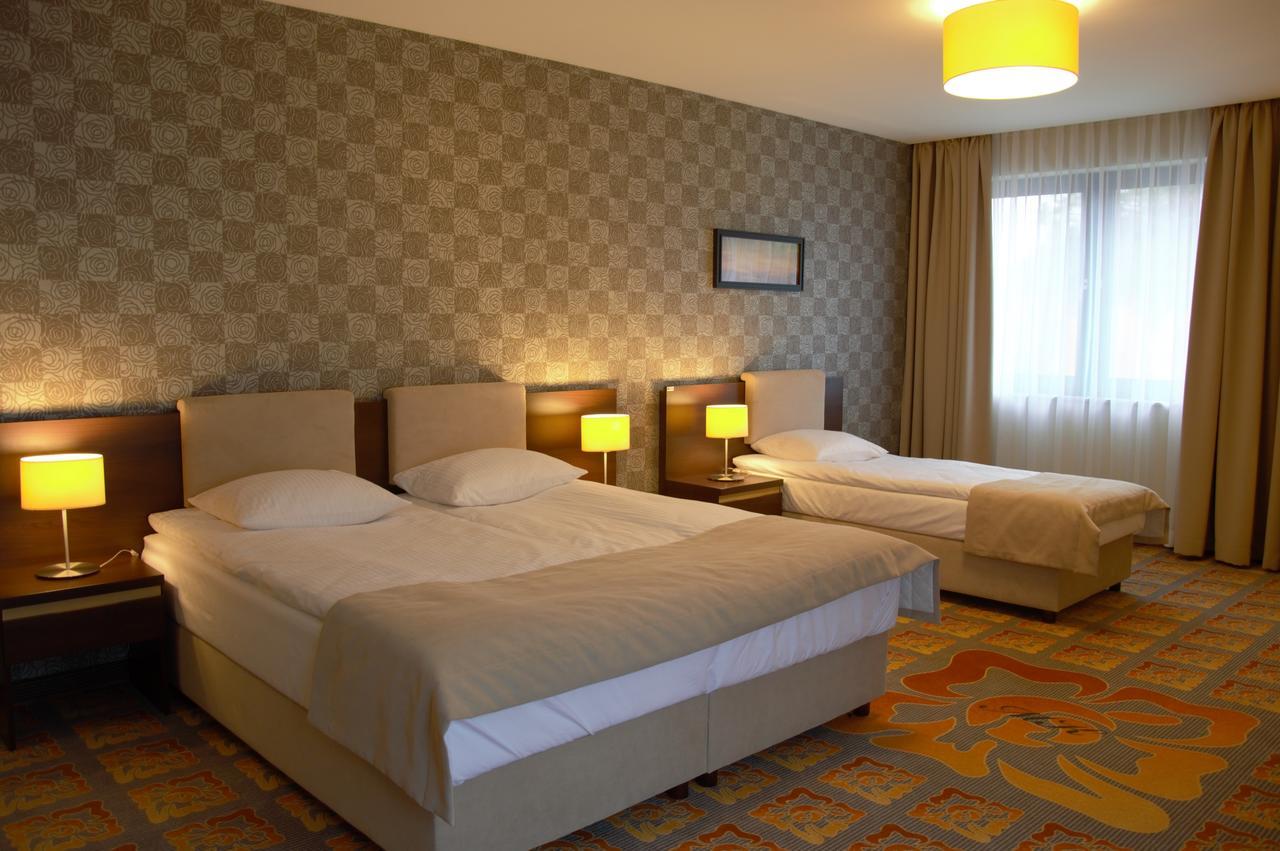 Hotel Via Baltica Łomża Extérieur photo