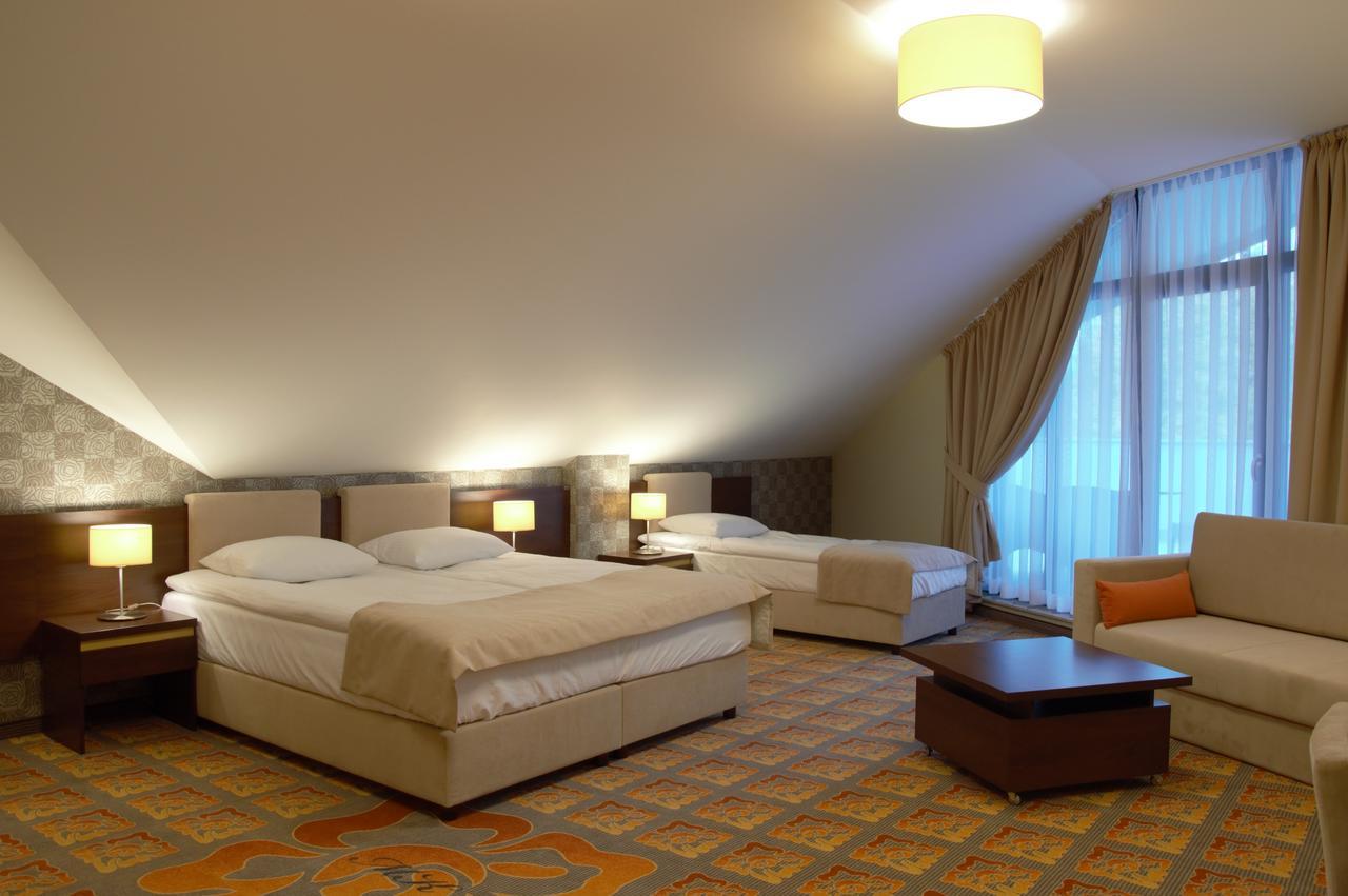 Hotel Via Baltica Łomża Extérieur photo